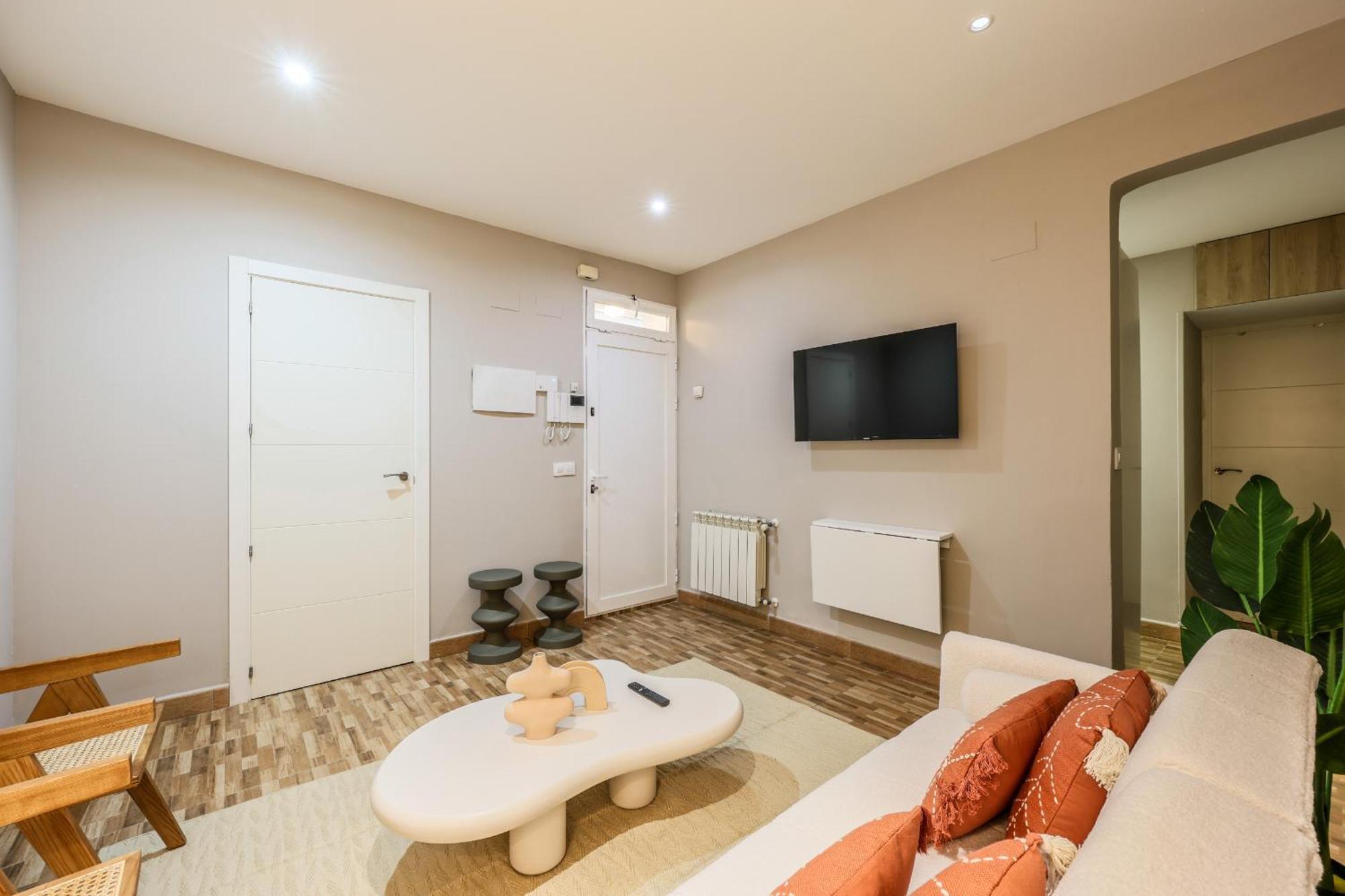 Nuevo Apartamento Funcional En Chamberi Madrid Buitenkant foto